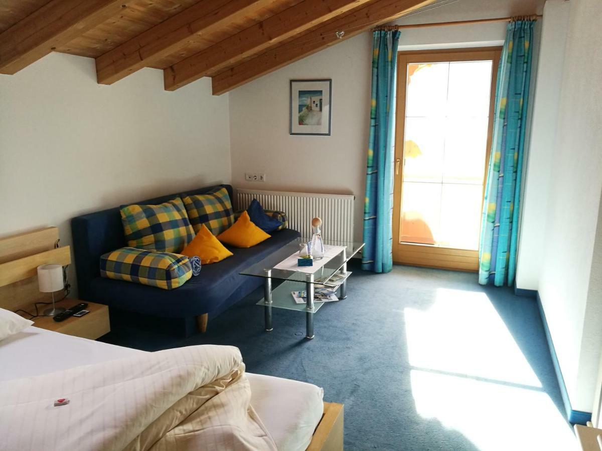 Haus Kristall Guest house 4*